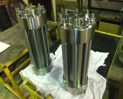 Rockford Engineering Works Regina Saskatchewan Canada Tanks, Vessels, & Pump Boxes Hydraulic Cylinder & Tank Design