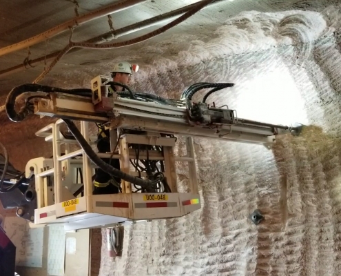 Rockford Engineering Works Regina Saskatchewan Canada mining Splitset Basket Bolter